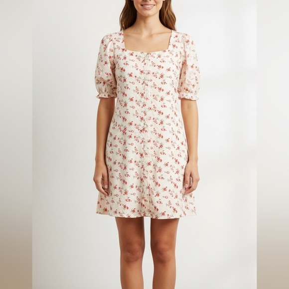 SHEIN Dresses & Skirts - SHEIN Women’s Ivory & Red floral Square Neck Button Up Dress Size Small Mini